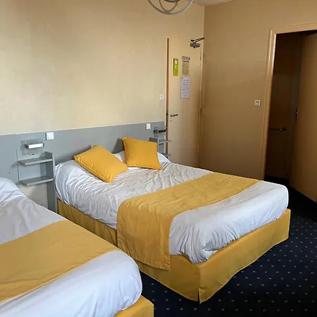 Logis & Restaurant De La Barque מלון