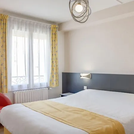 Logis & Restaurant De La Barque 2* Beaumont-sur-Sarthe