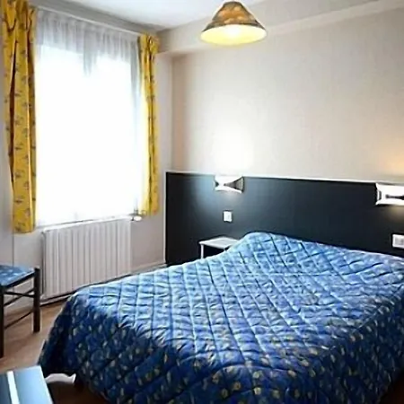 Logis Hotel & Restaurant De La Barque 2*