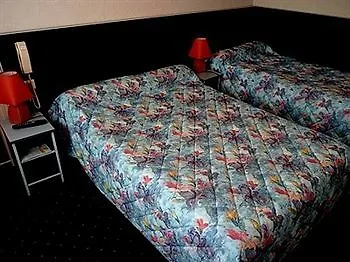 Logis De La Barque Hotel Beaumont-sur-Sarthe