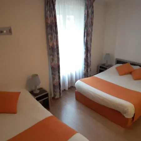 Logis & Restaurant De La Barque