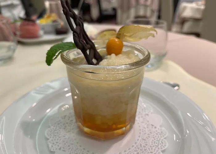 Hotel Logis Hotel & Restaurant De La Barque Beaumont-sur-Sarthe