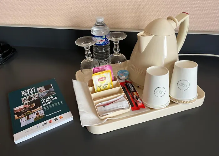 Logis Hotel & Restaurant De La Barque 2*